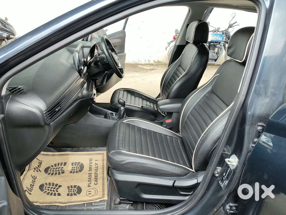 Hyundai I20 Asta (o) 1.2 Mt, 2023, Petrol
