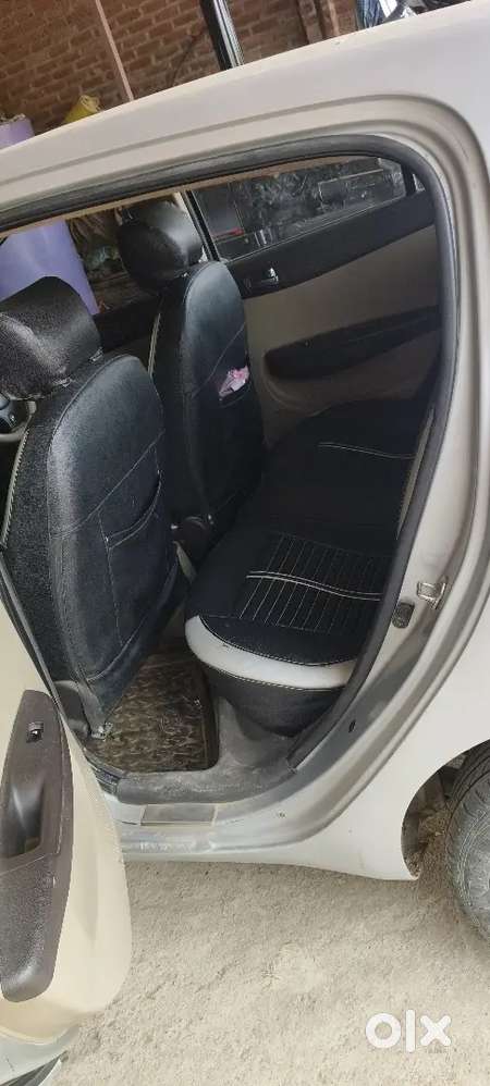 Hyundai I20 2012 Diesel 100000 Km Driven