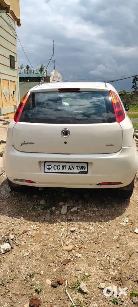 Fiat Punto Active 2013 डीज़ल