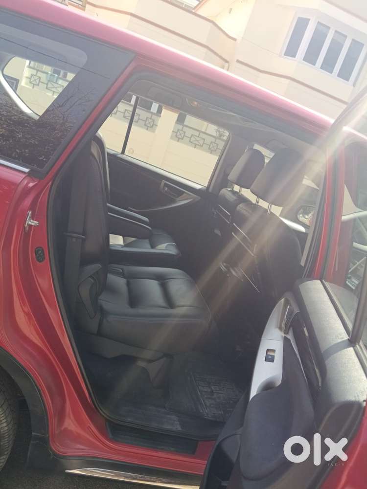 Toyota Innova Crysta Touring Sport 2.4 Mt, 2017, Diesel