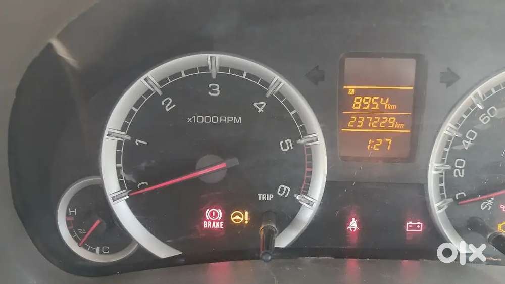 Maruti Suzuki Ertiga 2015 Diesel 237229 Km Driven