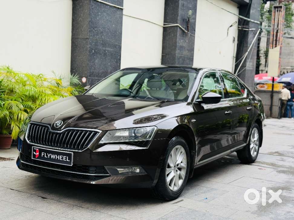 Skoda Superb 2.0 L&k Tsi At, 2019, Petrol