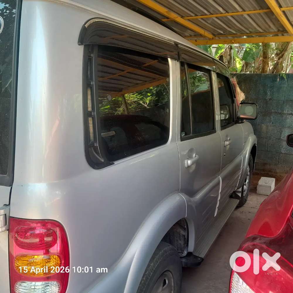 Mahindra Scorpio Classic 2005