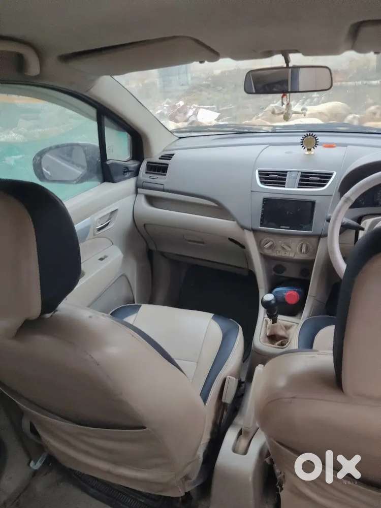 Maruti Suzuki Ertiga 2015 Diesel 165000 Km Driven