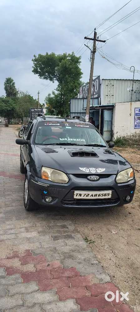 Ford Ikon 1.3 Petrol Manual 2010