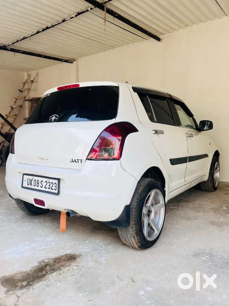 Maruti Suzuki Swift 2010 Petrol