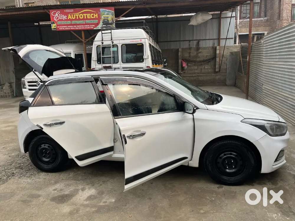 Hyundai Elite Sportz I20 2015 Diesel Well Maintained