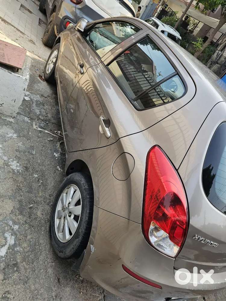 Hyundai I20 Sportz Petrol 2013