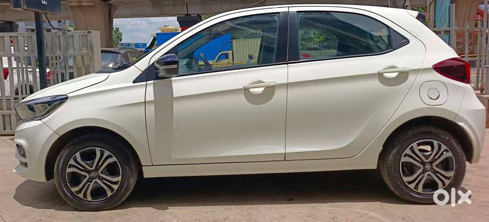 Tata Tiago, 2022, Petrol