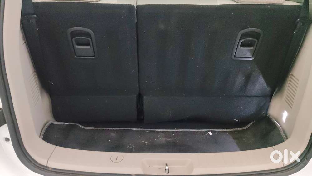 Mahindra Marazzo M6 8str, 2025, Diesel