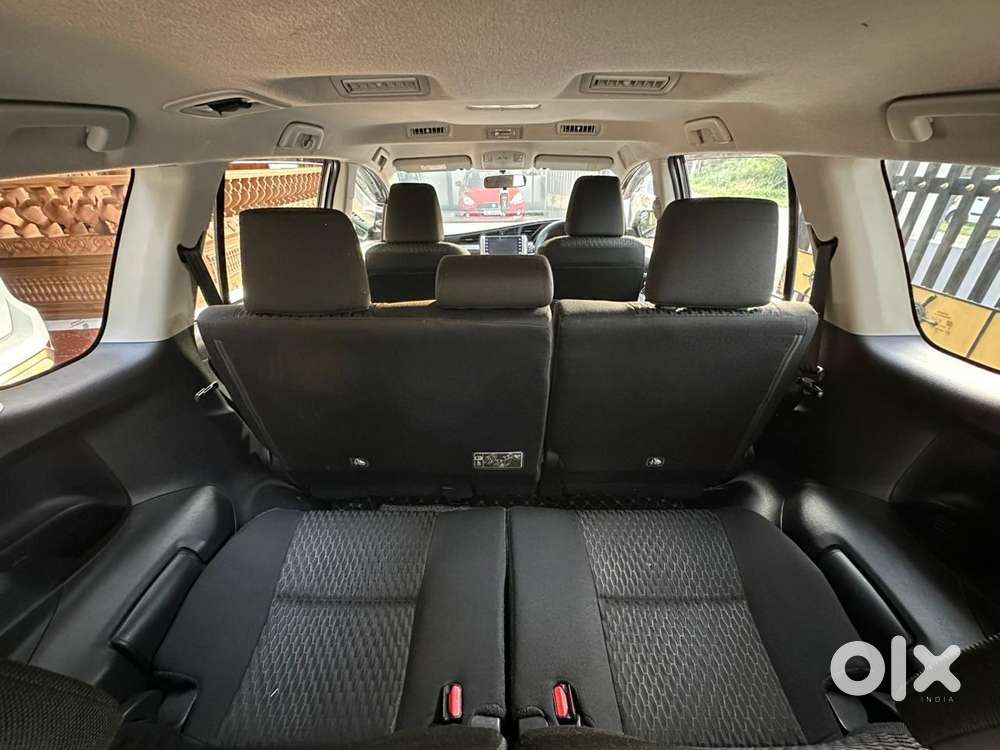 Toyota Innova Crysta 2.7 Gx At 8s, 2021