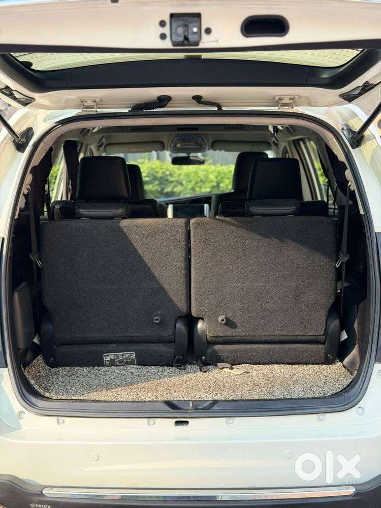 Toyota Innova Crysta 2.4 Zx Mt, 2019, Diesel