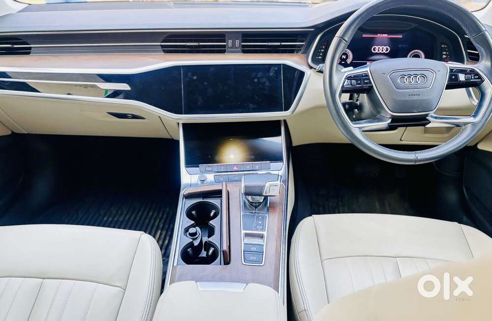 Audi A6 Technology 45 Tfsi W/o Matrix, 2025, Petrol