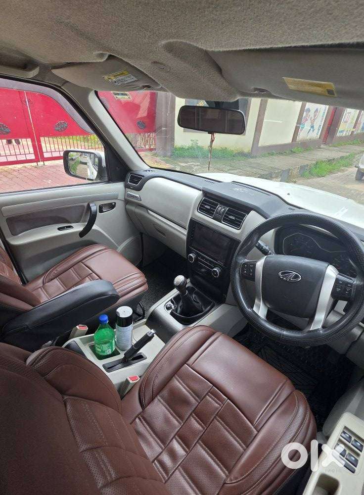 Mahindra Scorpio S10 7 Seater, 2015, Diesel