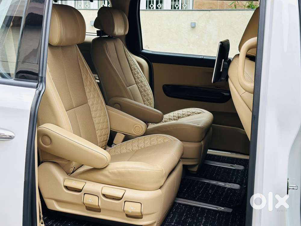 Kia Carnival Limousine Plus 7 Str, 2022, Diesel
