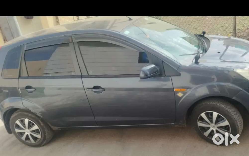 Ford Figo 1.2 Trend 2010 Petrol .   Repassing Pending Insurance Due