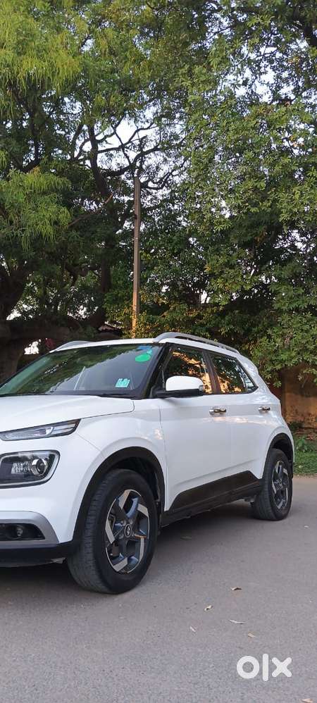 Hyundai Venue Sx Plus Turbo Dct, 2019, Petrol