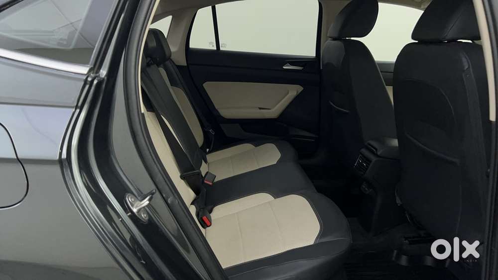 Volkswagen Virtus 1.0 Topline Tsi At, 2023, Petrol