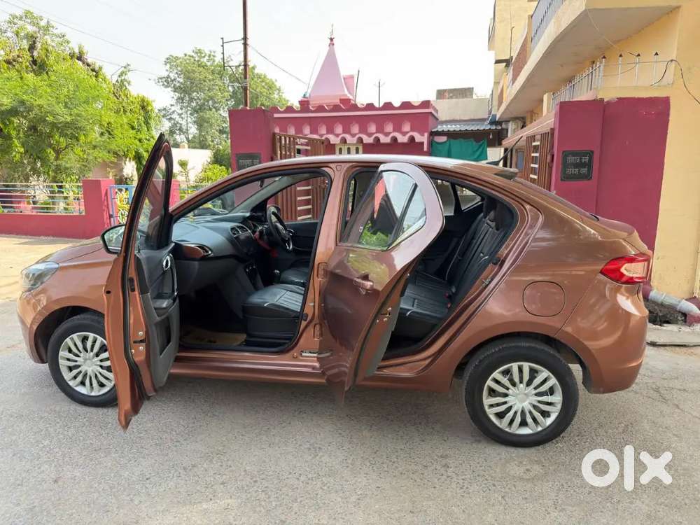 Tata Tigor 2017 Petrol Well Maintained And Less Driven,super Luxury