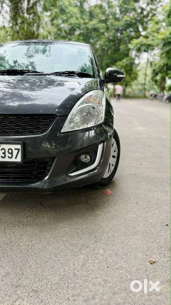 Maruti Suzuki Swift Vxi Abs Bsiv, 2017, Petrol