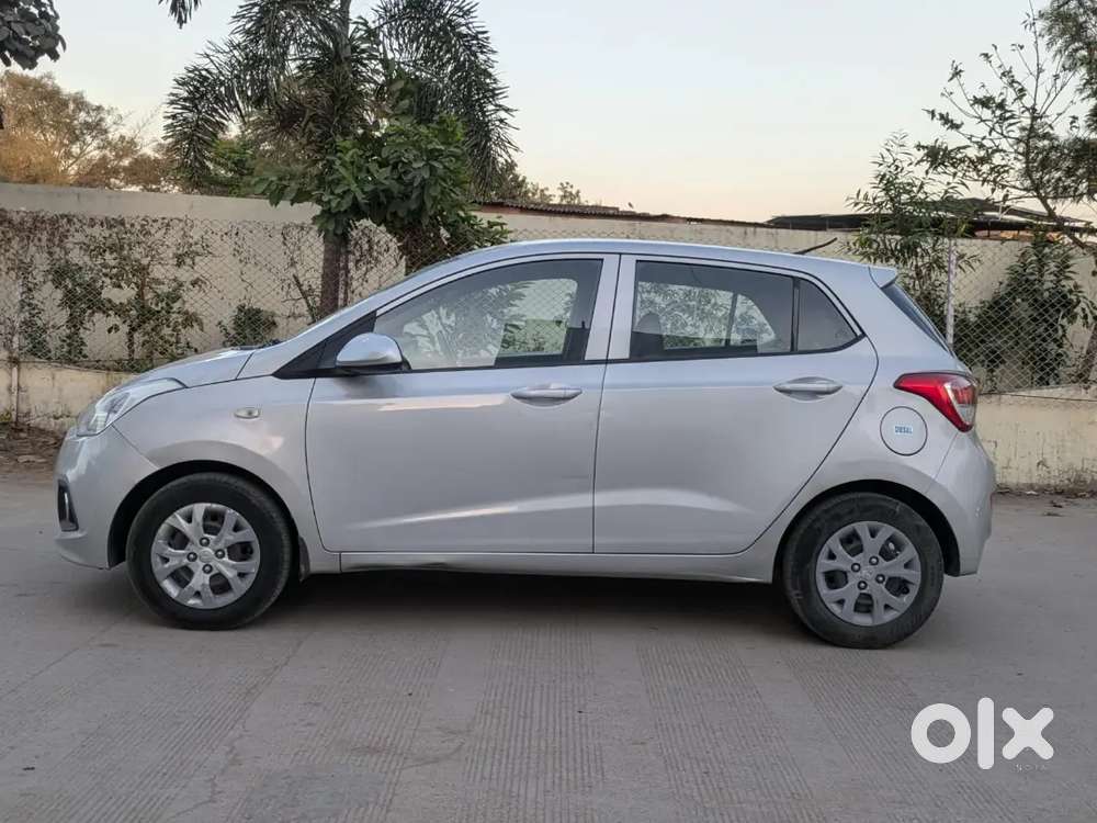 Hyundai Grand I10 2015 Diesel 77000 Km Driven