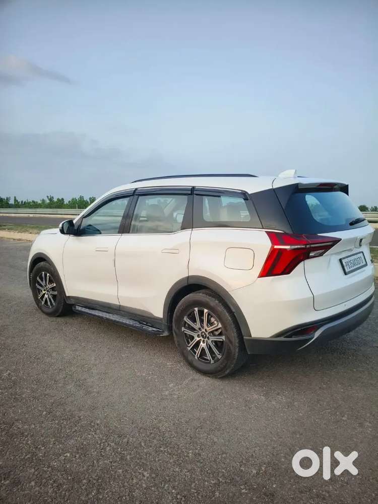 Mahindra Xuv700 Mt 2022/23