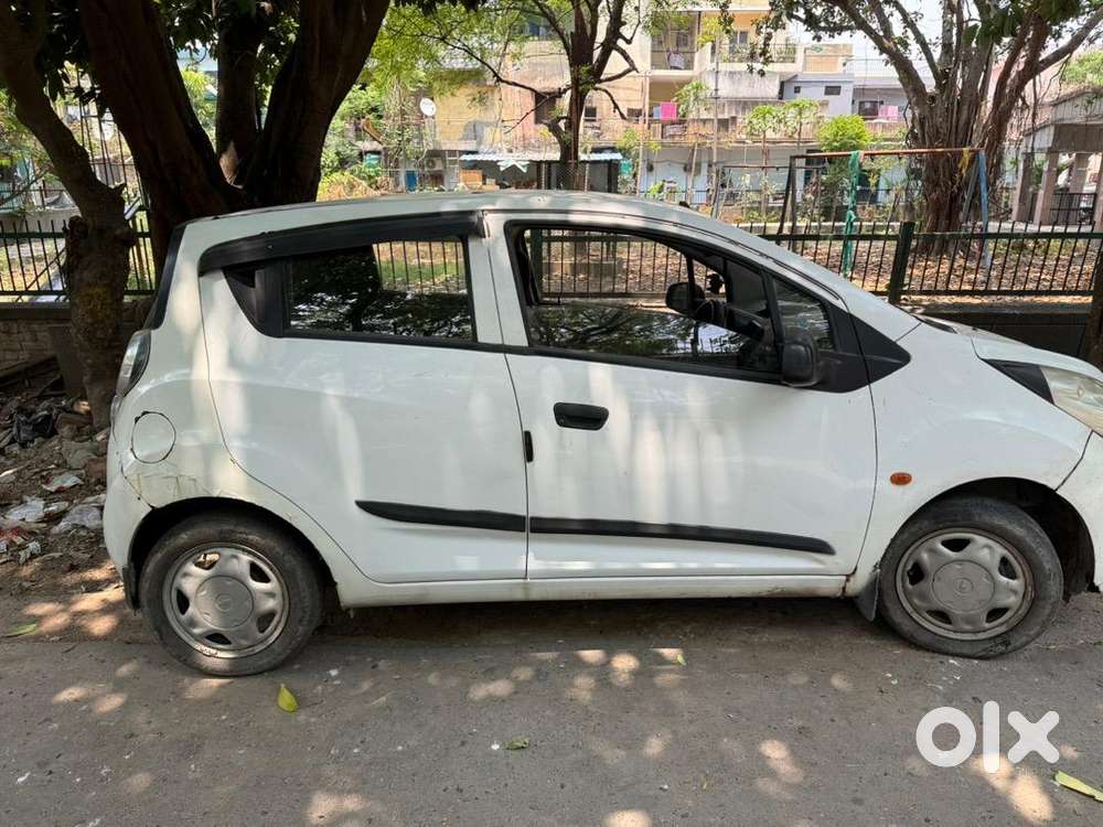 Chevrolet Beat 2013 Petrol / Cng On Paper