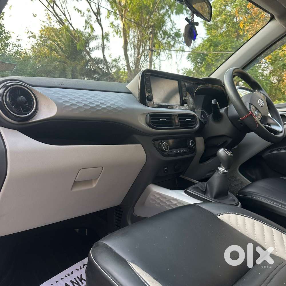 Hyundai Grand I10 Nios Sportz Dual Tone, 2022, Petrol