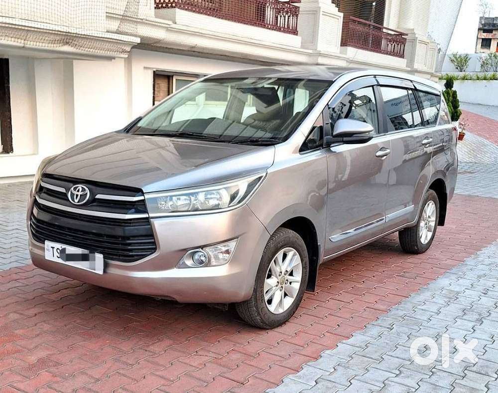 Toyota Innova Crysta