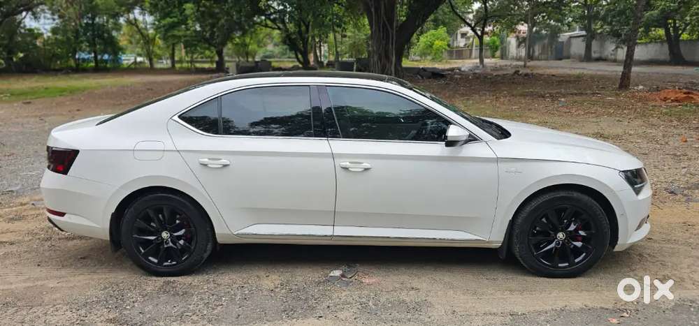 Skoda Superb L&k 2018 Diesel Automatic