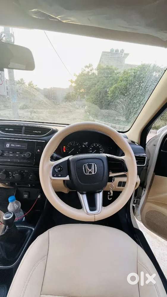 मुझे अपनी गाड़ी सेल करनी है और 7 सीटर लानी है गाड़ी विजिट करके चेक करे