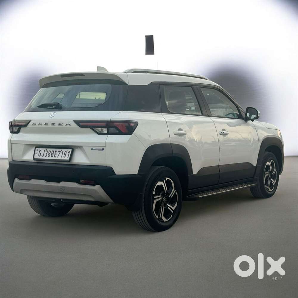 Maruti Suzuki Brezza 1.5 Zxi Plus Smart Hybrid, 2023, Petrol