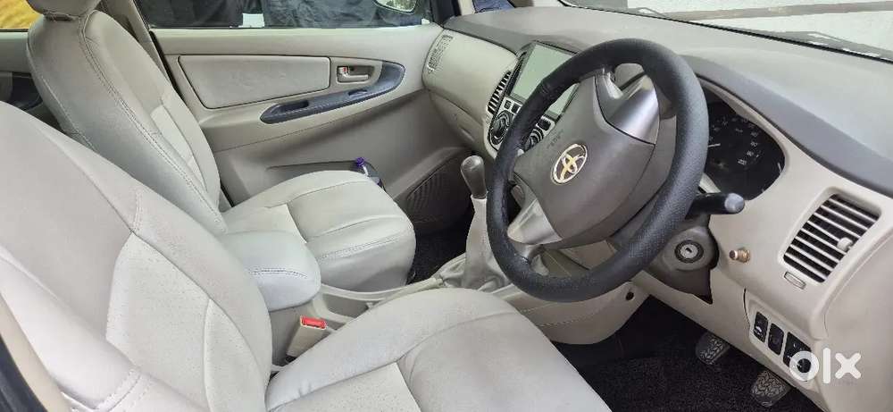 Toyota Innova Diesel 2014