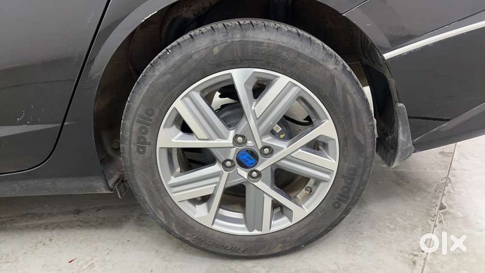 Hyundai Verna 1.5 Sx (o) Petrol Mt, 2024, Petrol