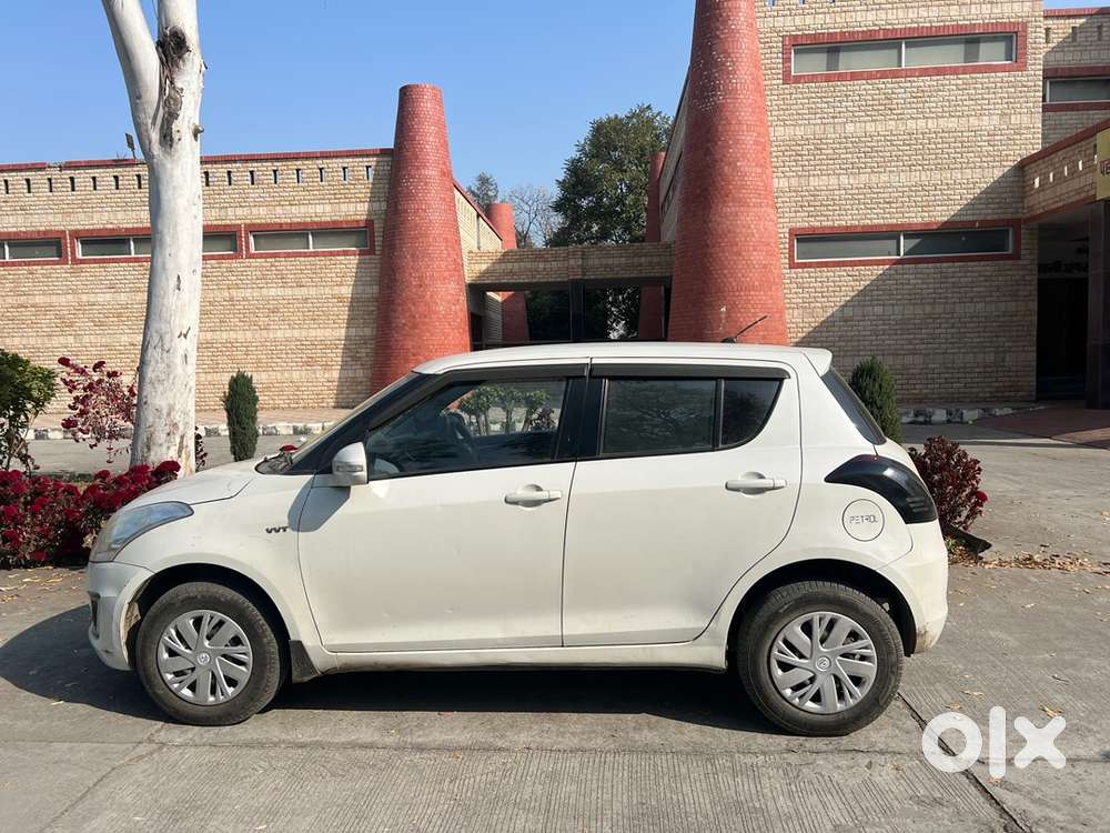 Maruti Suzuki Swift Vxi 2016