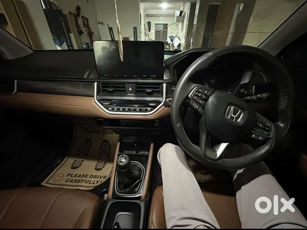 Honda Elevate Zx Mt, 2024