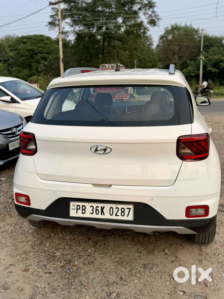 Hyundai Venue S 1.2 Petrol, 2021, Petrol