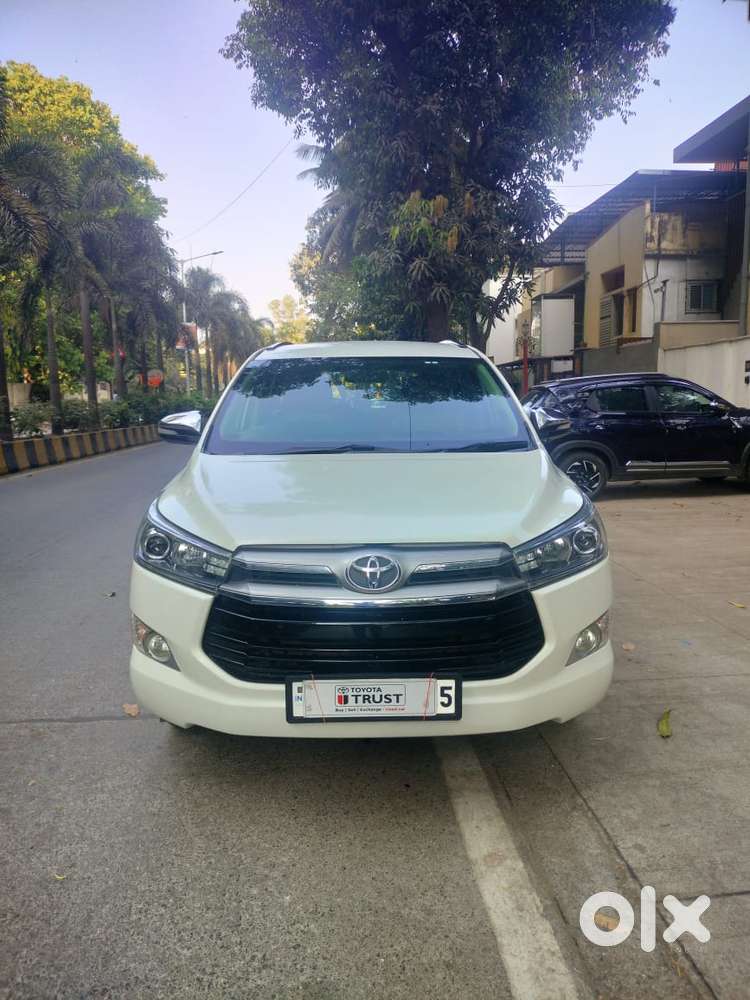 Toyota Innova Crysta 2.8z Automatic, 2017, Diesel
