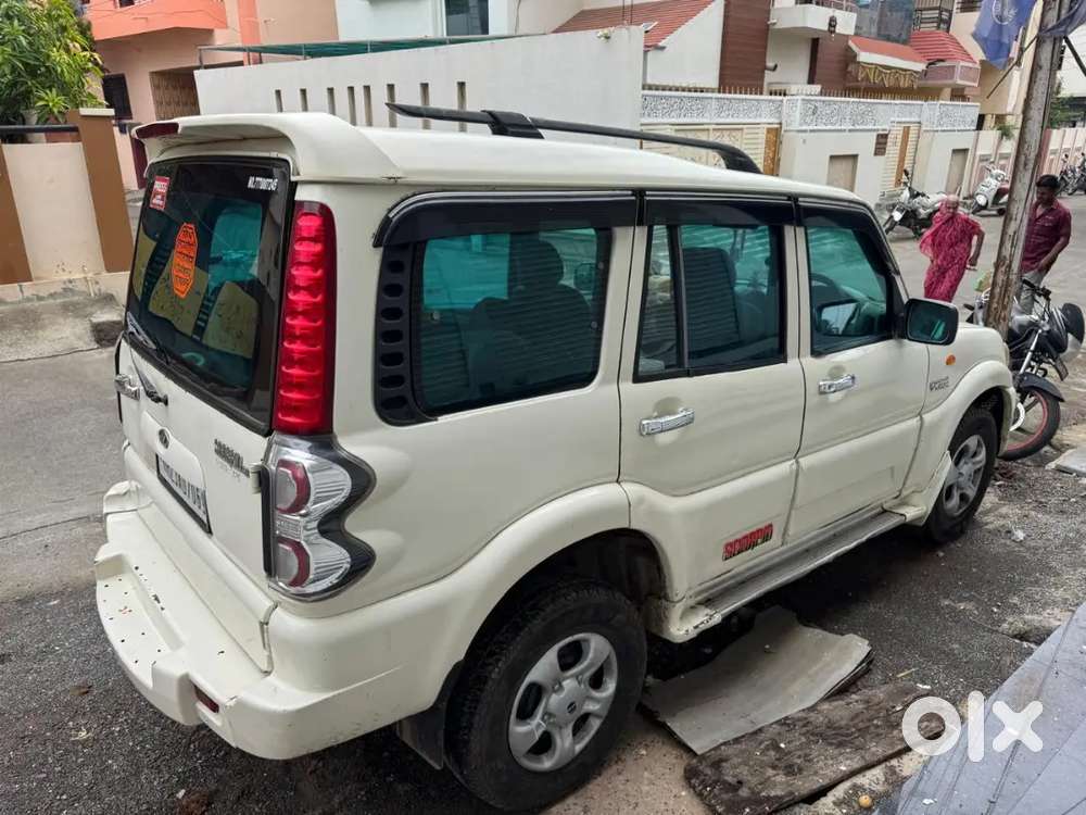 Mahindra Scorpio 2014 Diesel Manual Second Owner