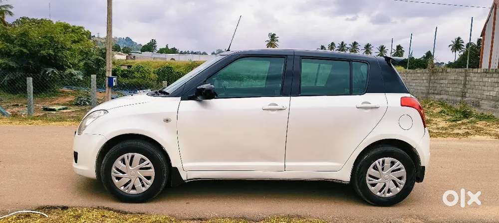 Maruti Suzuki Swift 2010