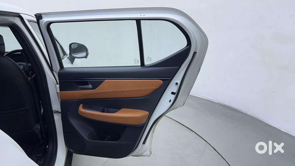Honda Elevate Sv Mt, 2023, Petrol