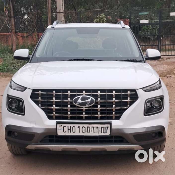 Hyundai Venue Sx Mt, 2022, Diesel
