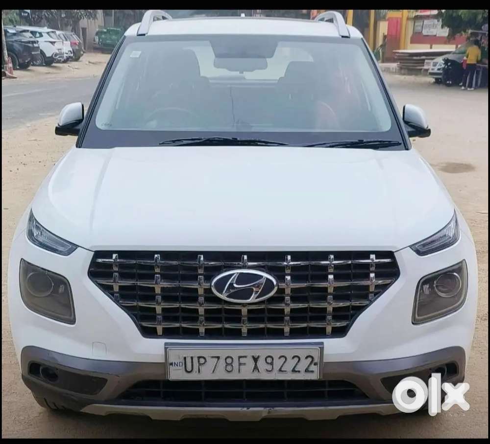 With Sunroof, Wirlesh Charging, Awesome Condition Car