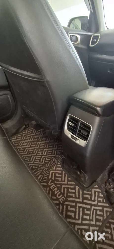 Hyundai Venue Diesel 2021