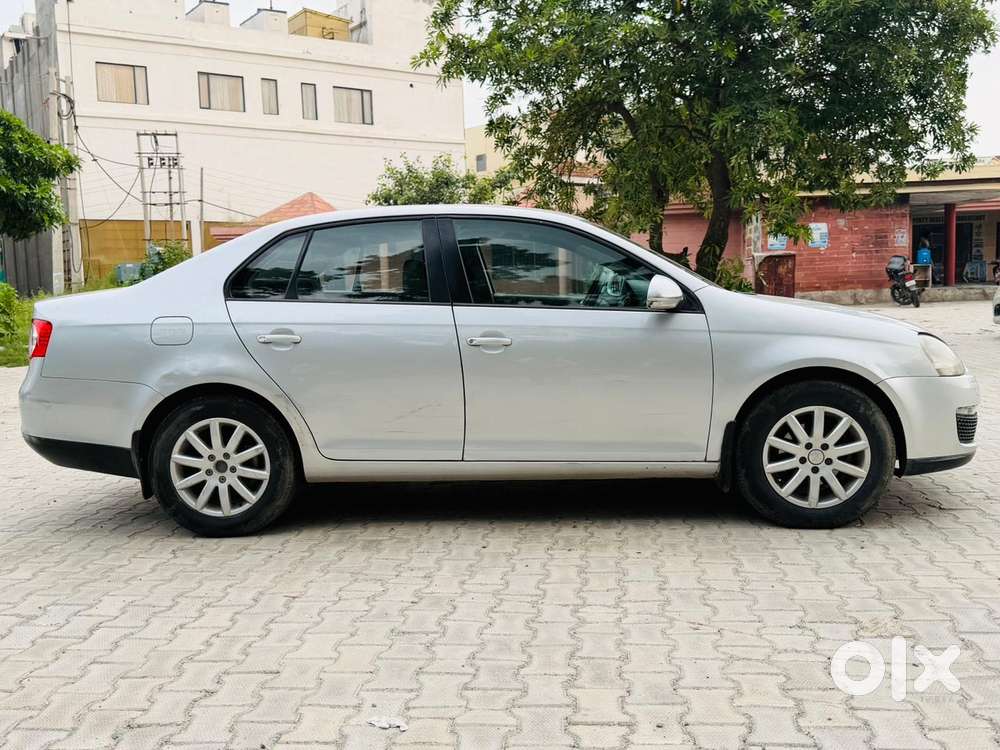 Volkswagen Jetta, 2010