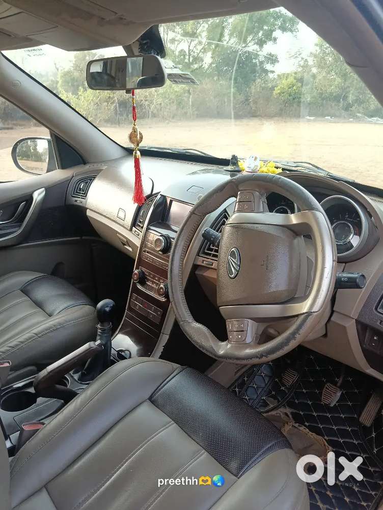 Mahindra Xuv500 W8