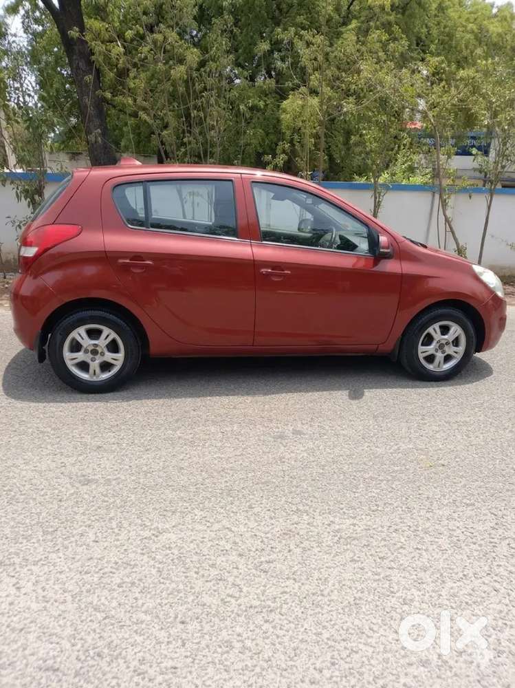 Hyundai I20 2011 Diesel In Very Good Condition