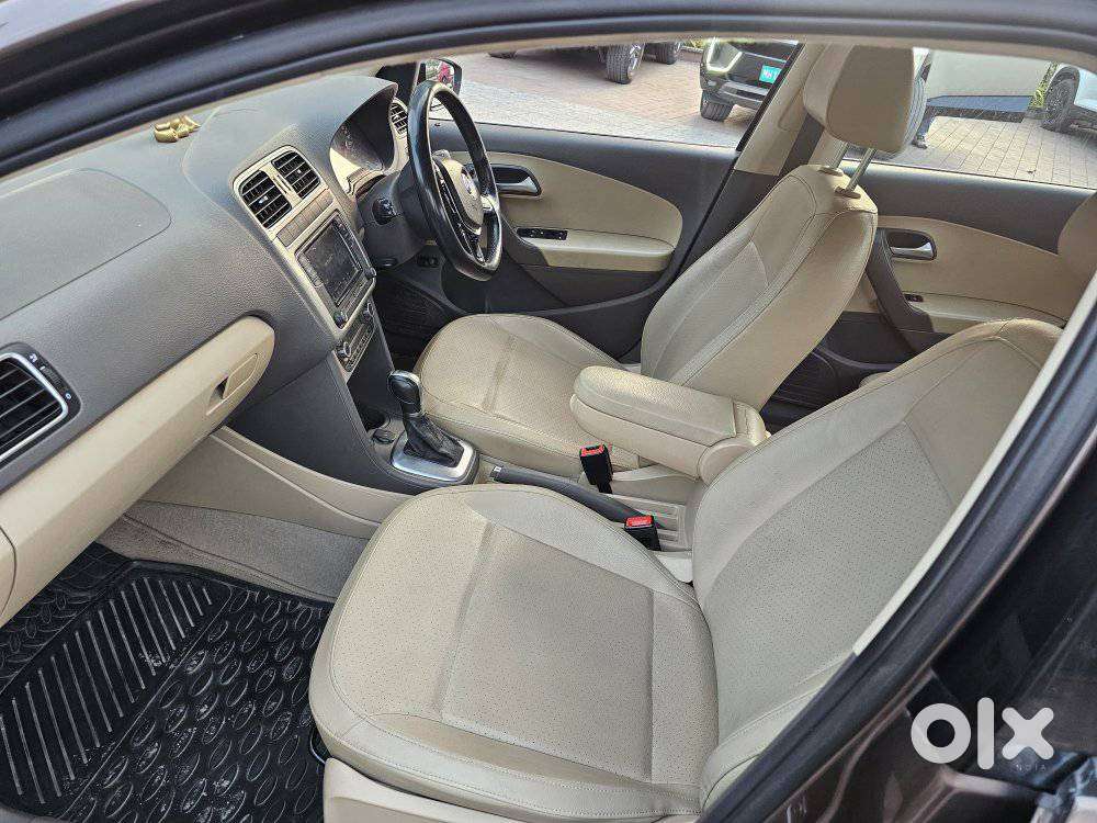 Volkswagen Vento 1.2 Tsi Highline Plus At, 2018, Petrol