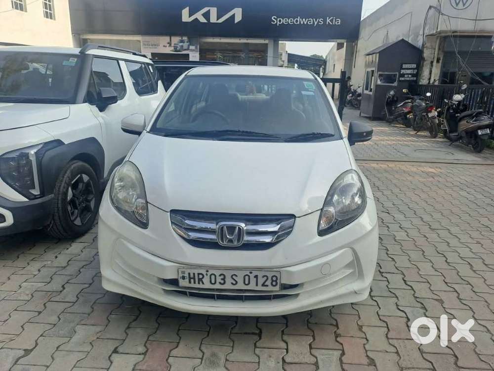 1st Owner 2015 Honda Amaze S Petrol – Only 55,000 Km, Excellent Condit