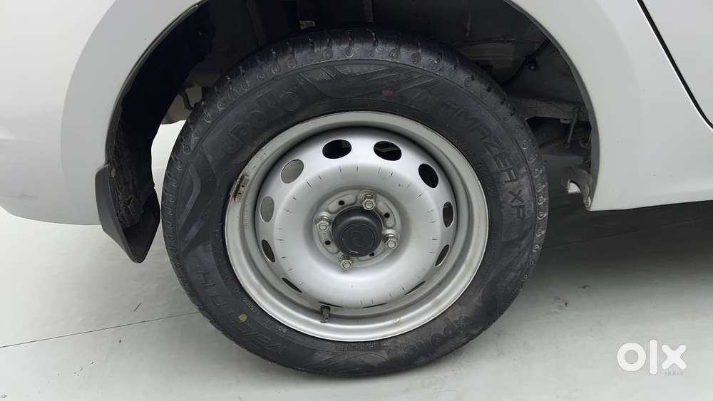 Tata Tigor Xe, 2022, Petrol